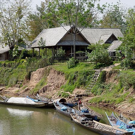 The Boat Landing Hotel Luang Namtha Bagian luar foto